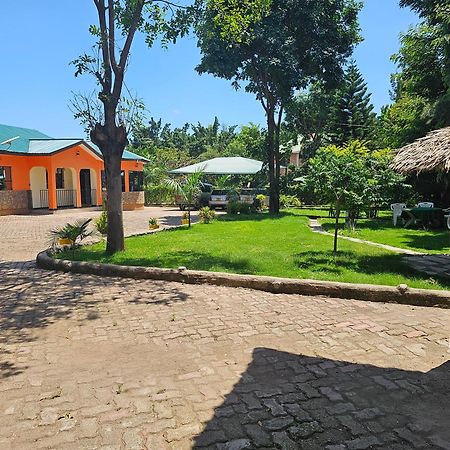 B-More Comfort Stay Boma la Ngombe Екстериор снимка