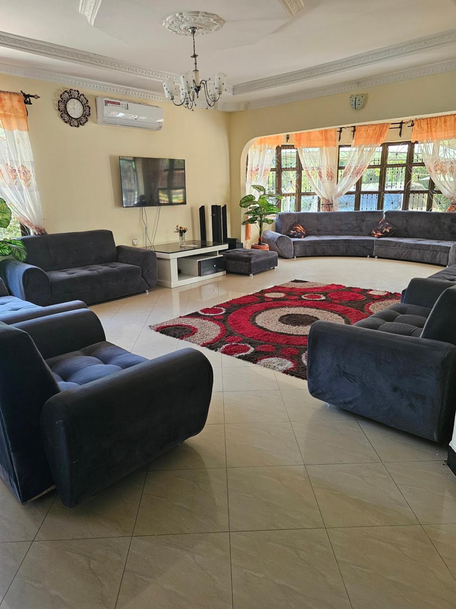 B-More Comfort Stay Boma la Ngombe Екстериор снимка