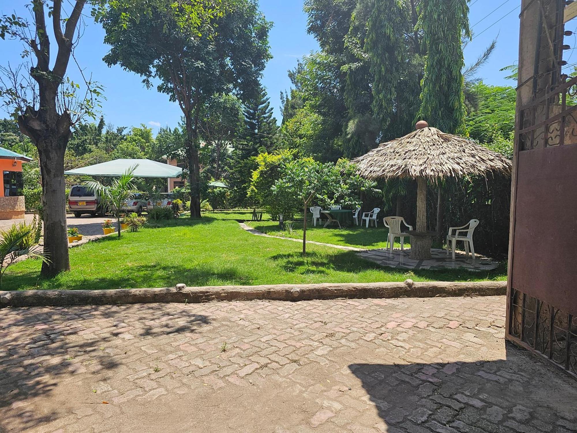 B-More Comfort Stay Boma la Ngombe Екстериор снимка