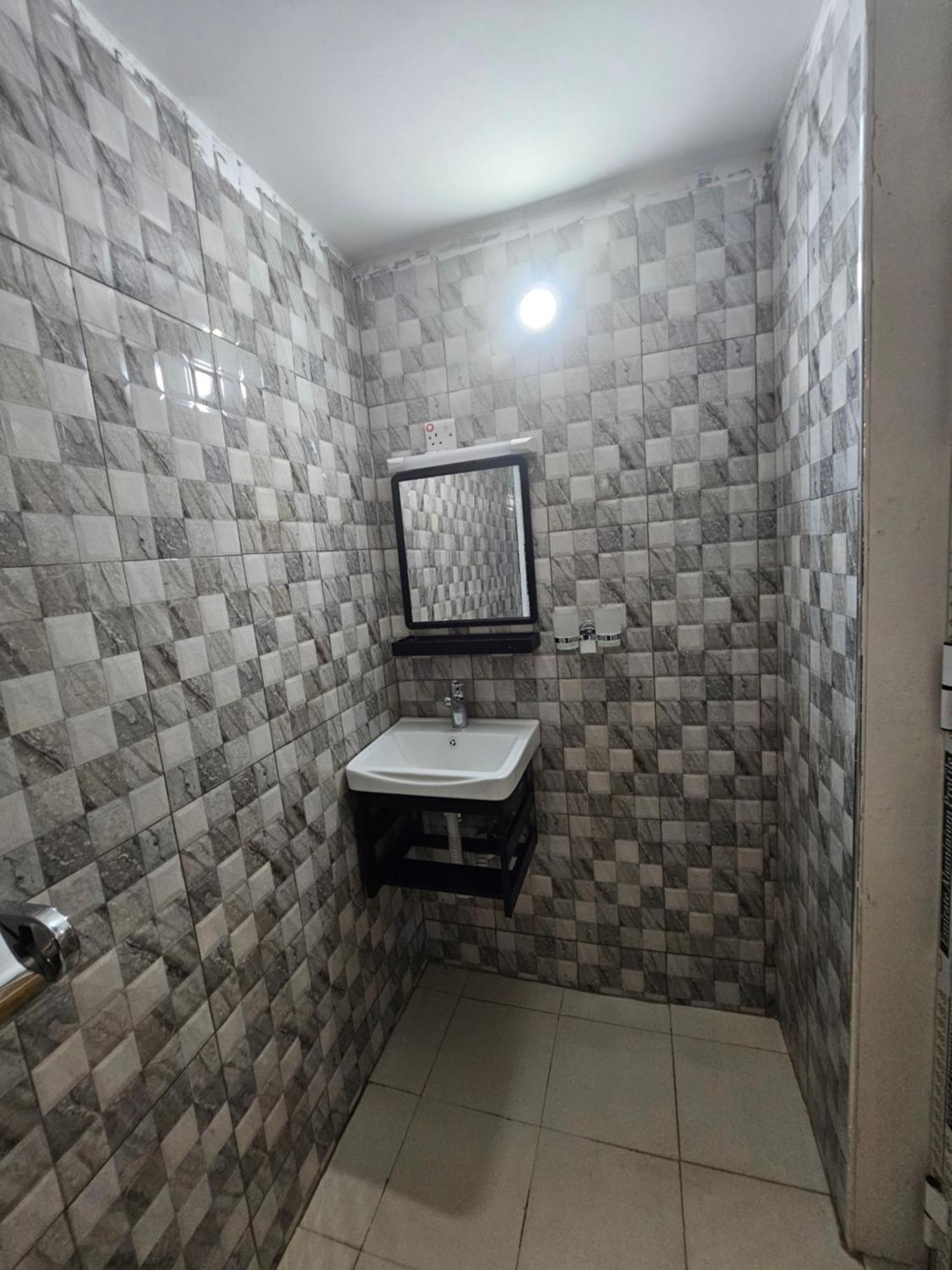 B-More Comfort Stay Boma la Ngombe Екстериор снимка